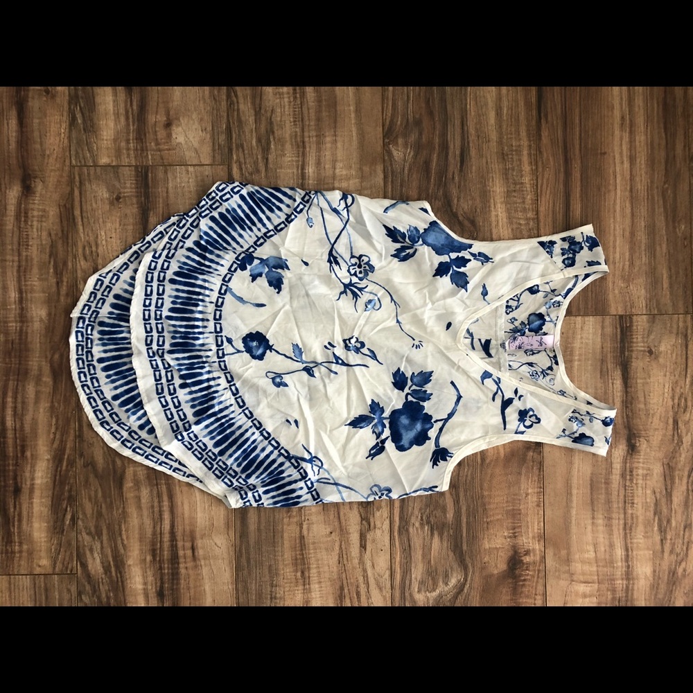 Floral tank